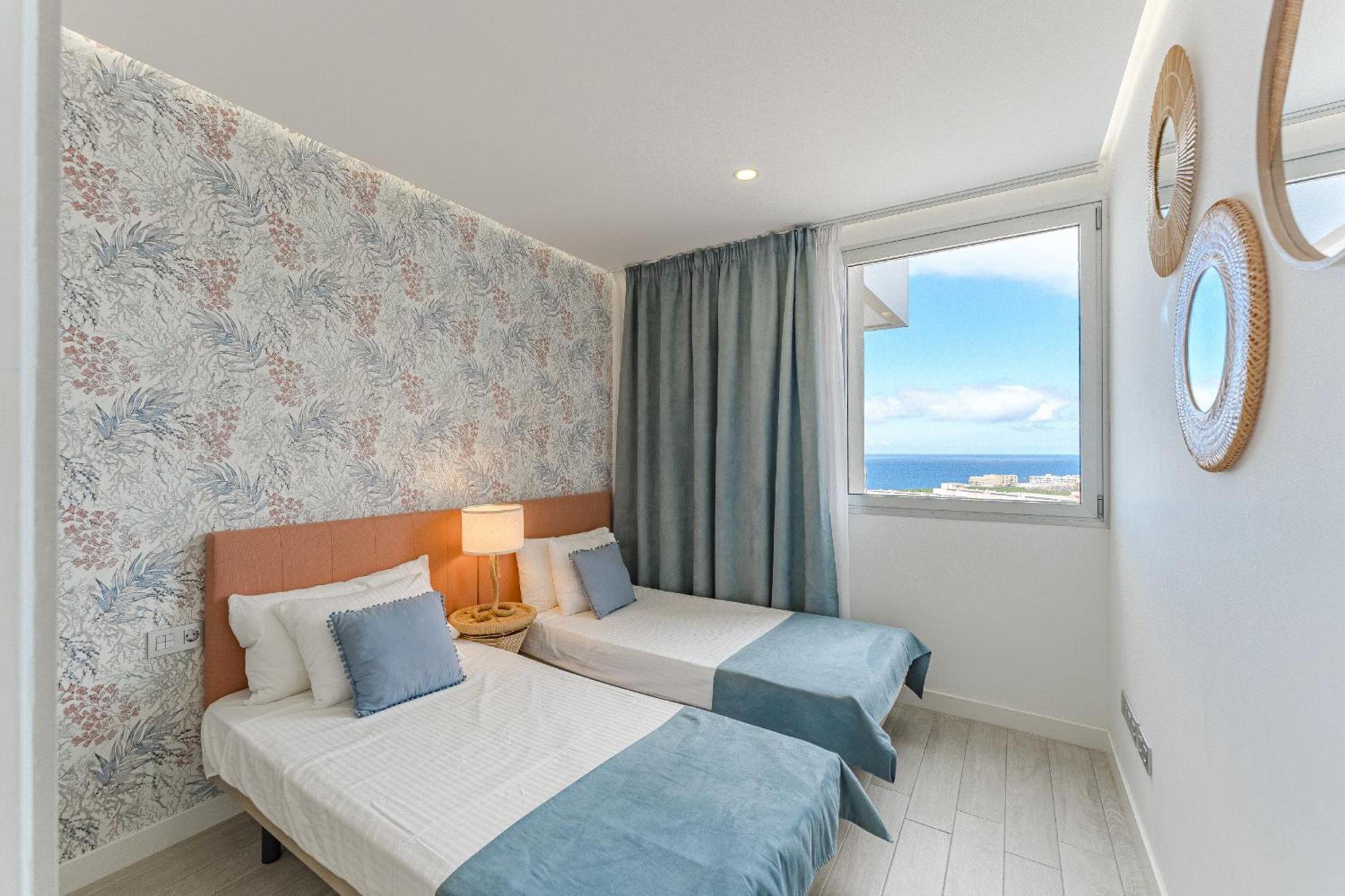 Ocean Garden Playa Paraiso Арона Екстер'єр фото