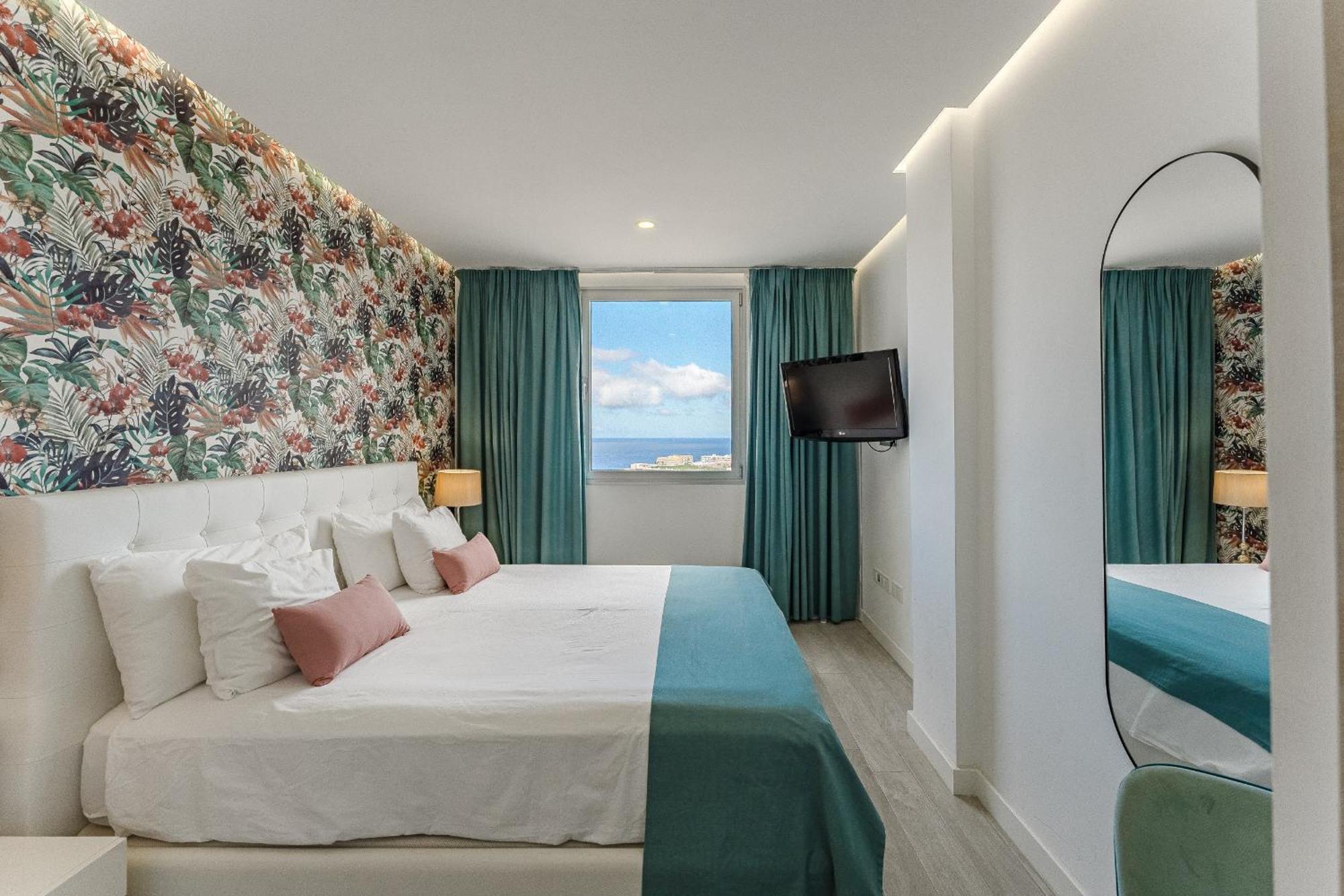 Ocean Garden Playa Paraiso Арона Екстер'єр фото